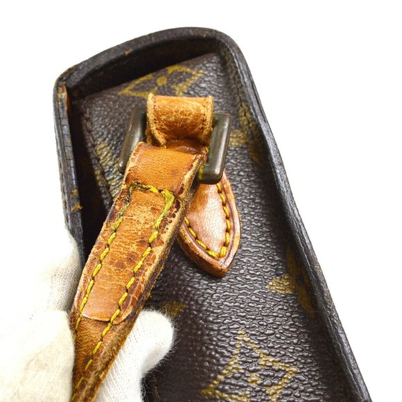 LOUIS VUITTON SAINT CLOUD MM SHOULDER BAG - Picture 6 of 13